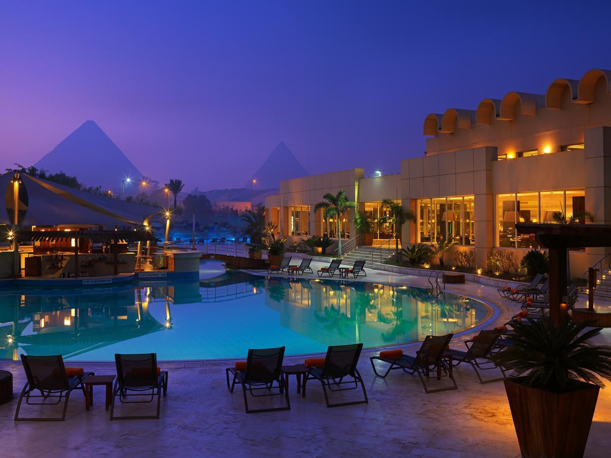 Le Meridien Pyramids Hotel & Spa Giza 外观 照片