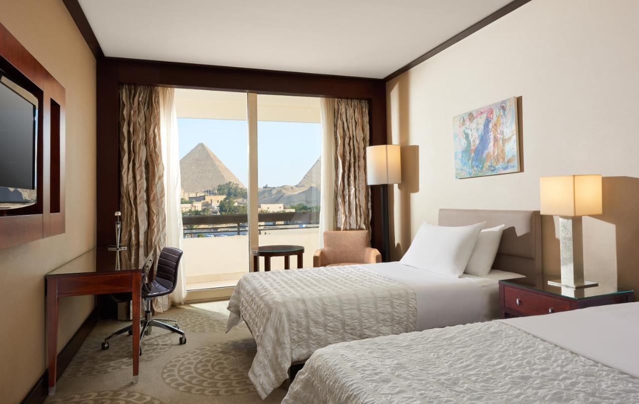 Le Meridien Pyramids Hotel & Spa Giza 外观 照片